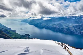 Malcesine, en Garda, para esquiar o pasear con vistas al lago